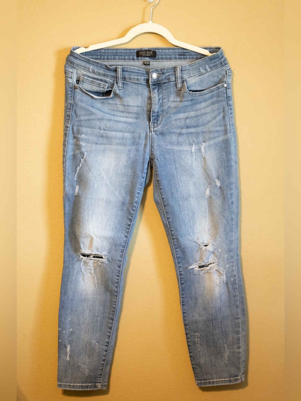Judy Blue Distressed Skinny Jeans Size 15/32 | Light Wash Stretch Denim